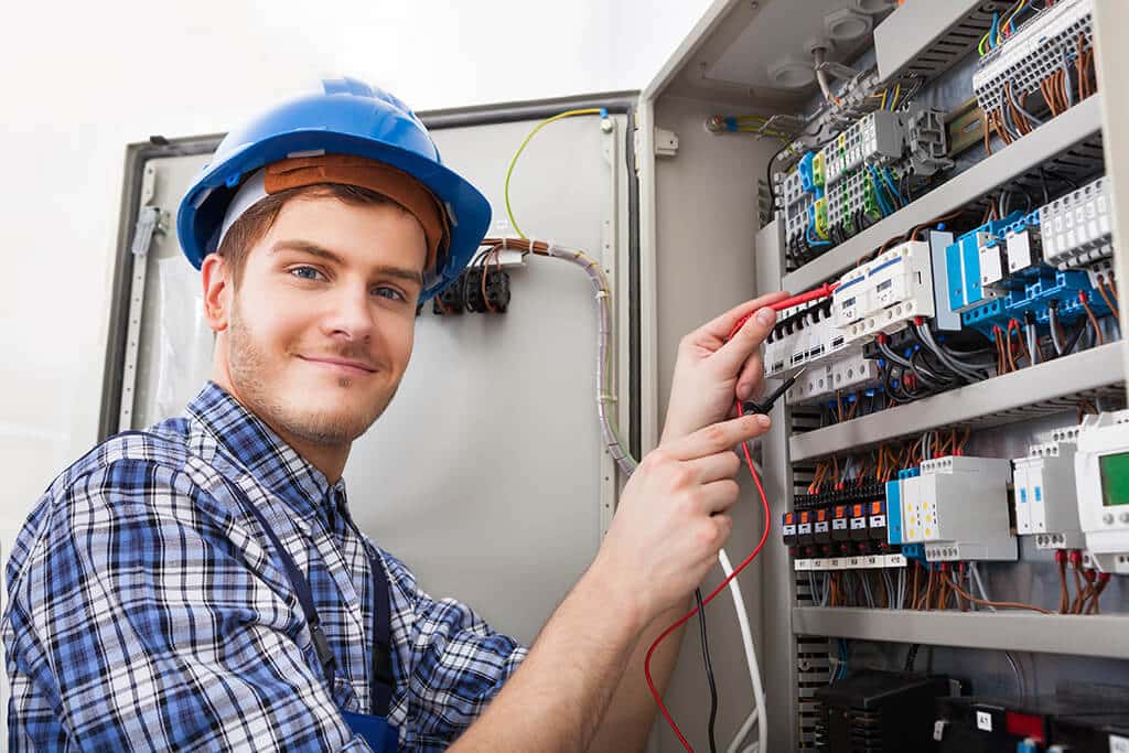 Skills And Traits Of A Successful 24 Hour Electrician