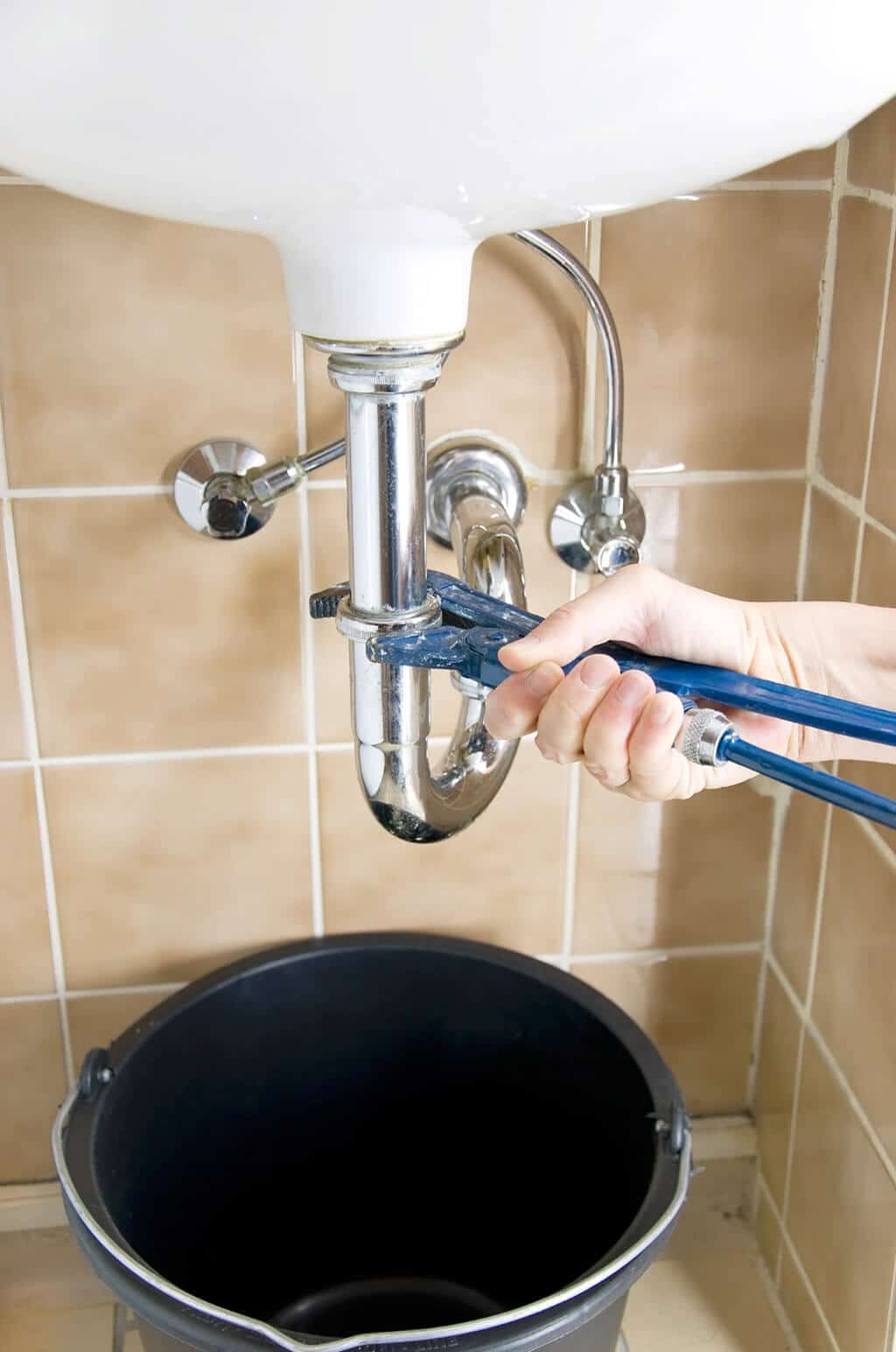 8 Signs Your Bathroom Needs a Quick Plumbing Fix | Plumbing Service in Bedford, TX