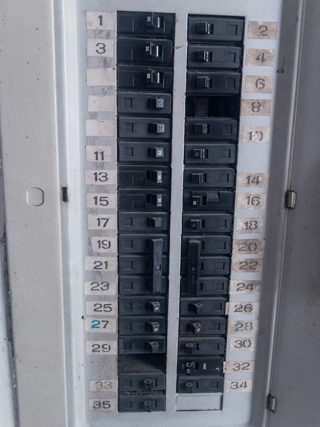 Electrical Contractors: Is It Time For A New Electrical Panel? | Arlington, TX