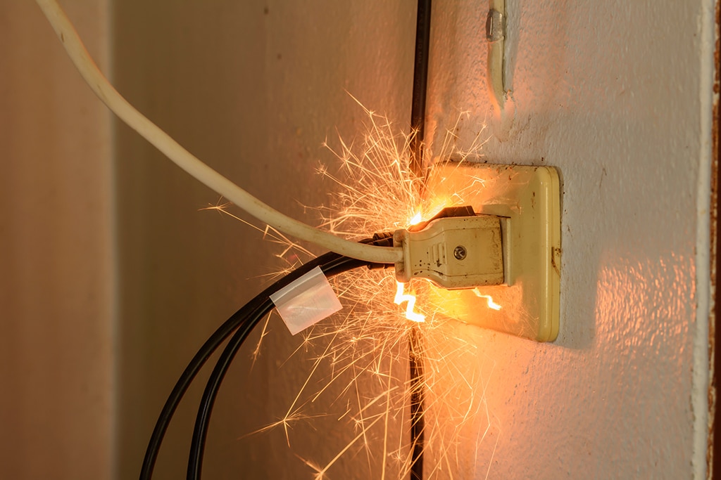 Common Reasons To Call Electrical Contractors To Your Home | Arlington, TX