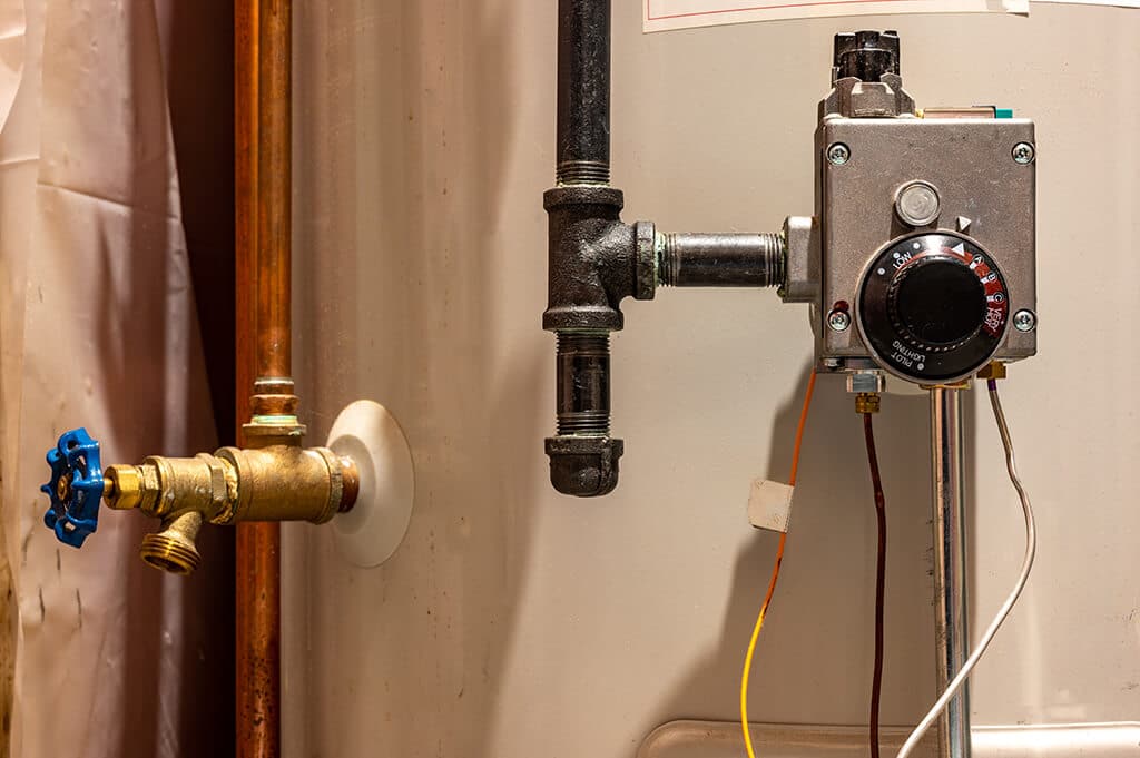Water Heater Repair: What Can Cause A Water Heater To Leak? | Arlington, TX