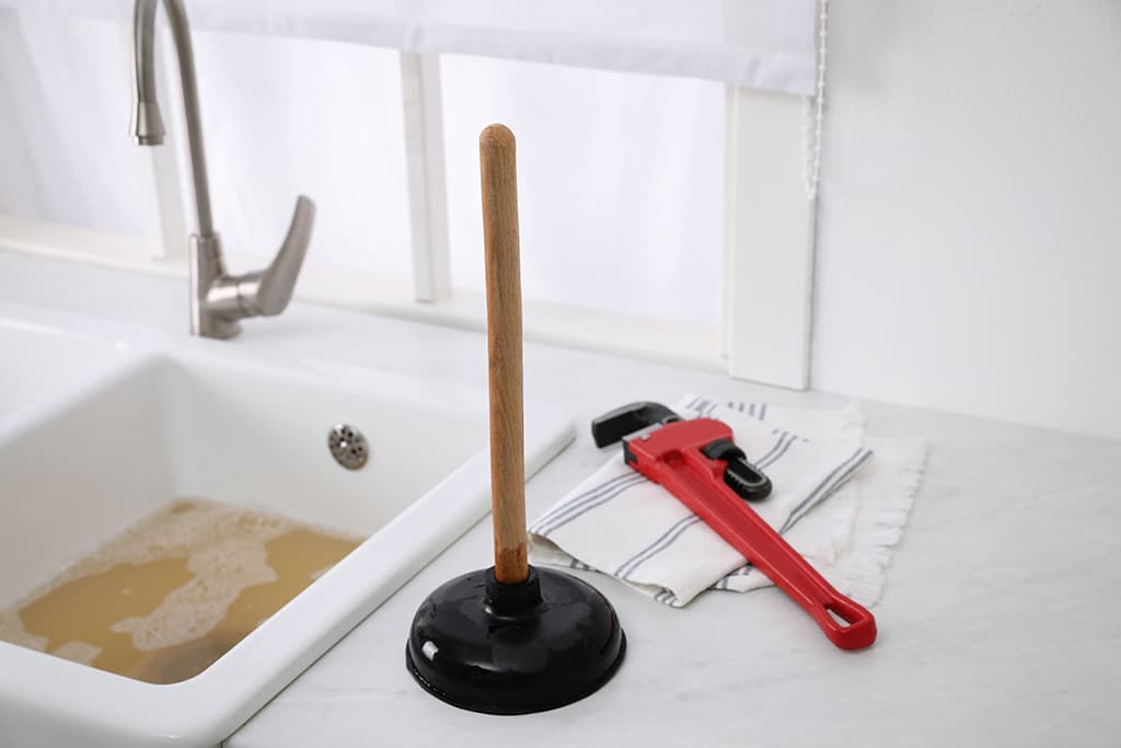 Plumbing Issues That Require A Call To A Licensed Plumber | Grapevine, TX