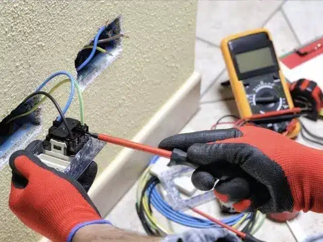 Colleyville Electrician - Tioga Contractors